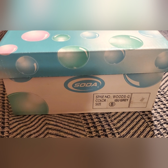 Soda sneakers -New In Box Size 8 Grey - Picture 8 of 9